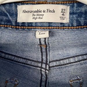 Abercrombie & Fitch the Skinny High Rise Size 27/4R Curve Love